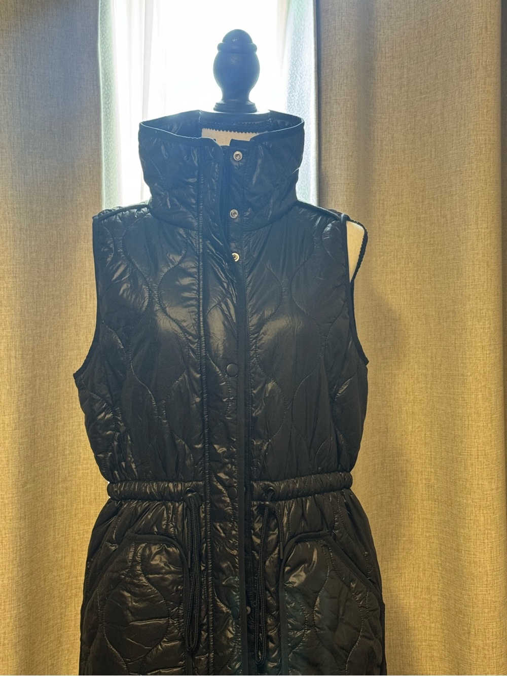 Lou & Grey Black Quilted Sleeveless Puffer Vest with High Collar